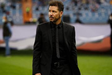 Simeone: "La gente quiere salir campeón, no está contenta con ser tercera"
