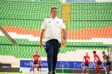 Claudio Vivas será DT interino de Costa Rica