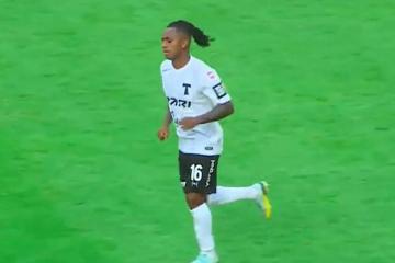Yordy Reyna estuvo presente en el empate 1-1 de Torpedo Moscú con Arsenal Tula