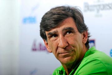 Costas: "Hay que pedirle perdón a la gente; no se puede perder de esa manera"