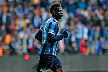 Mario Balotelli vuelve al Adana Demirspor