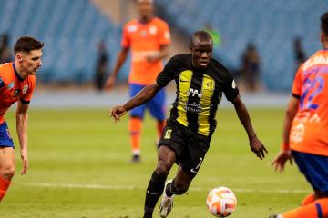 Al Ittihad no pudo ante Al Feiha y puso en riesgo su liderato en la liga saudí
