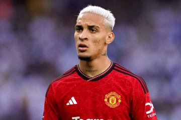 El Manchester United separa por el momento a Antony