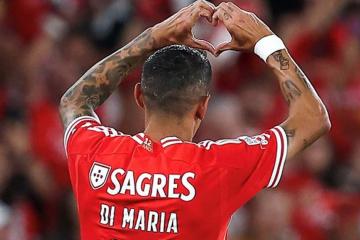 Benfica goleó a Vitoria Guimaraes