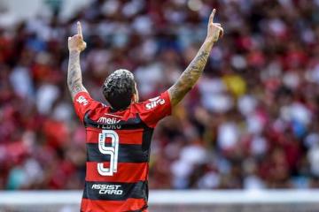 Flamengo volvió al triunfo ante Bahia