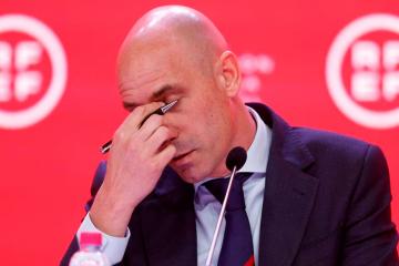 Luis Rubiales presentó su renuncia como presidente de la RFEF