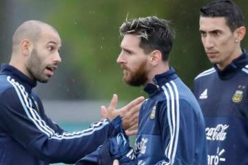 Mascherano sueña con contar con Messi y Di María para los Juegos Olímpicos 2024