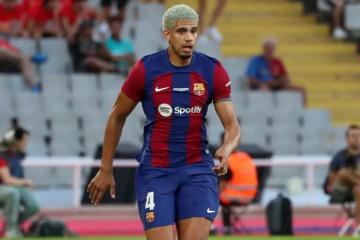 Araujo podría pegar la vuelta con Barcelona ante el Celta