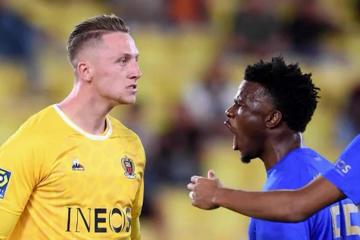 Niza tomó la punta de la Ligue 1