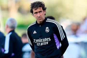 Raúl podría tener su debut profesional en el banquillo del Villarreal