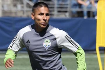 Ruidíaz se lesionó y encendió alarmas en Seattle