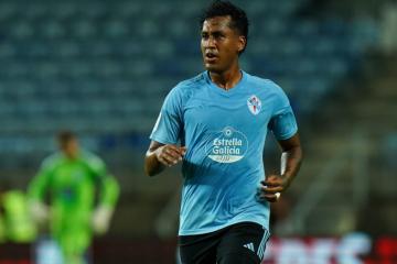 Tapia ingresó en empate del Celta
