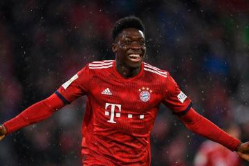 ¿Cambiara de camiseta? Alphonso Davies seduce mucho en Real Madrid