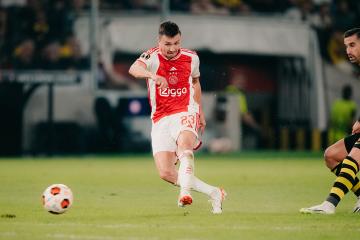 Sin Callens, AEK igualó 1-1 ante Ajax por la Europa League