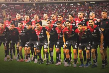 Santamaría fue titular en derrota del Atlas