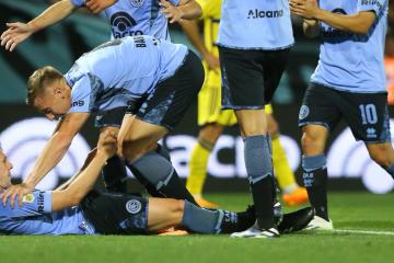 Belgrano venció 4-3 a Boca Juniors y lo complica en la Copa de la Liga