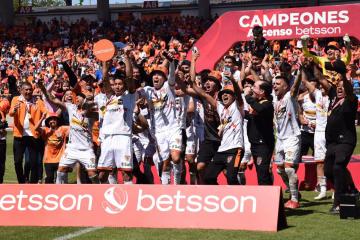 Cobreloa selló su regreso a la primera división de Chile tras ocho años