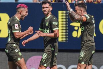 Girona retornó a la victoria ante Cádiz