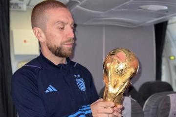 'Papu' Gómez perdería título de campeón del mundo con Argentina