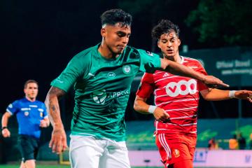 Aguilar fue titular en victoria de Lommel SK sobre SL16