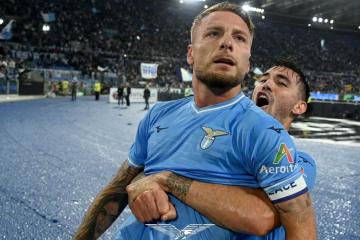 Lazio venció a la Fiorentina en el final