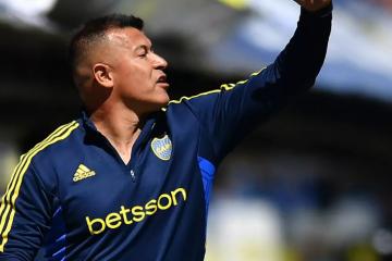 Almirón: "Un empate hubiese sido lo justo, las que fueron a favor nuestro, nos cobraron en contra"