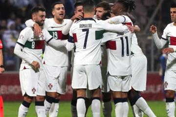 Portugal goleó por 5-0 a Bosnia con dos tantos de Cristiano Ronaldo
