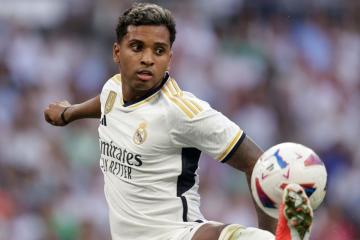 Rodrygo: "No me gusta jugar de '9', aunque en mi club tengo que hacerlo"