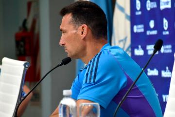 Scaloni sobre Perú: "Pensamos que es un buen rival y que nos va a poner las cosas difíciles"