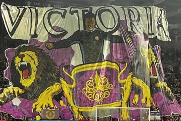 (VIDEO) Hinchas de Orlando presentaron espectacular tifo de Gallese