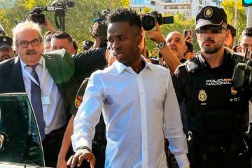 Vinicius declaró ante la justicia española por insultos racistas en Valencia