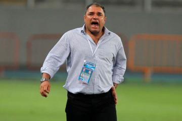 Flores: "Debemos ganar a Venezuela para estar tranquilos y que se pueda replantear de cara al 2024"