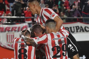 Estudiantes aún sueña con la clasificación en la Copa de la Liga