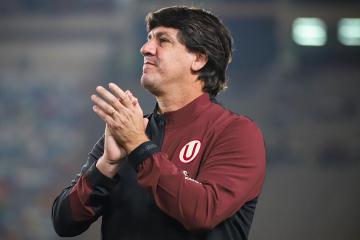 Ferrari aseguró que Riveros, Pérez Guedes, Di Benedetto, Saravia y Murrugarra también se quedan en la 'U'