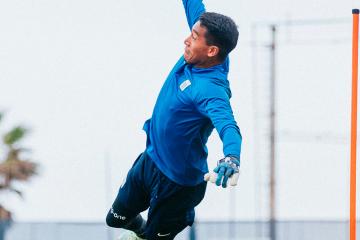 Espinoza: “Con muchas ganas de aportar de donde me toque”