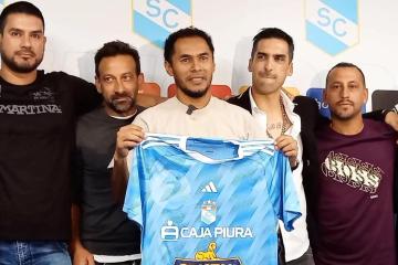 Lobatón: "Gareca influyó mucho en mí y estoy agradecido que venga a la despedida"