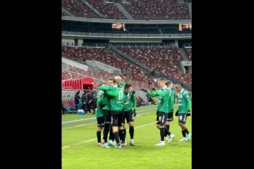 Reyna tuvo minutos en empate del Torpedo Moscú