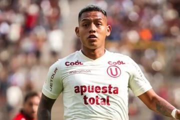 Cabanillas: "Me siento muy cómodo de lateral, he ido aprendiendo con el tiempo"