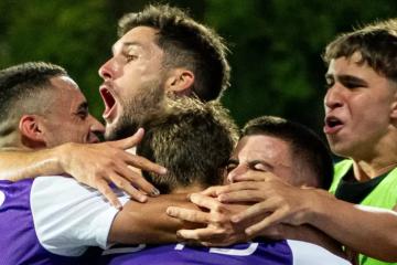Con Barco,  Defensor Sporting derrotó por 2-0 a Boston River