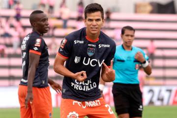Osnar Noronha se queda en César Vallejo hasta la temporada 2025