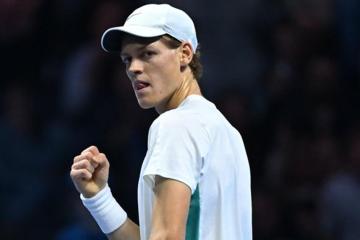 Sinner dio el golpe en el ATP Finals