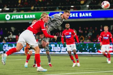 Sonne fue titular en derrota ante Midtjylland