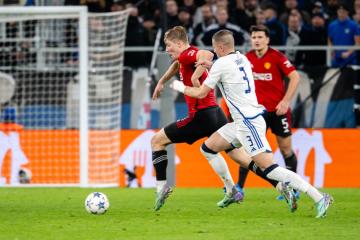 Manchester United perdió en Dinamarca y quedó complicado en la Champions Leaague