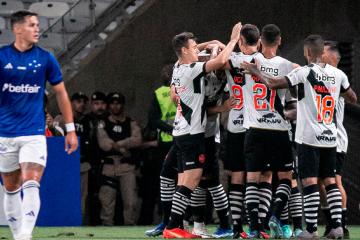 Vasco da Gama rescató un empate ante Cruzeiro en la lucha por el descenso