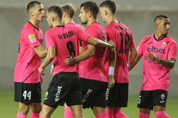 (VIDEO) Vilca continúa sumando minutos en el fútbo serbio
