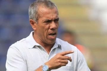 Valencia: "Veo con muy malos ojos lo sucedido con Juan Reynoso"