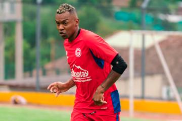 Cuero: "Estamos muy bien comprometidos en Garcilaso, hay mucha competencia"