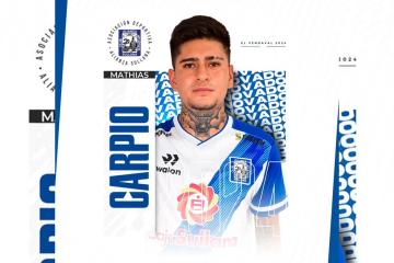 Uno más que se queda: Carpio renovó con Alianza Atlético