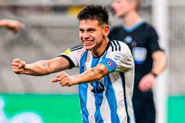 ¡Acuerdo cerrado! Claudio Echeverri firmará con el Manchester City por seis años