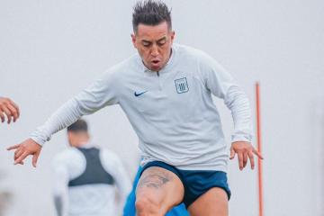 Christian Cueva dejó mensaje tras oficializarse su salida de Alianza